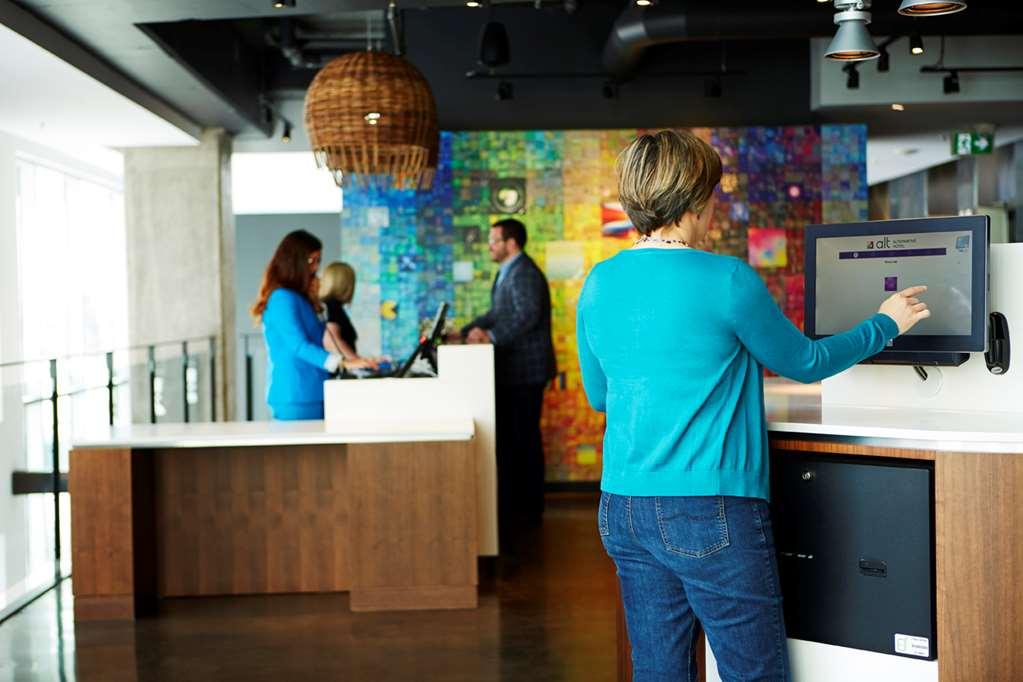 Alt Hotel Halifax Airport Enfield Extérieur photo